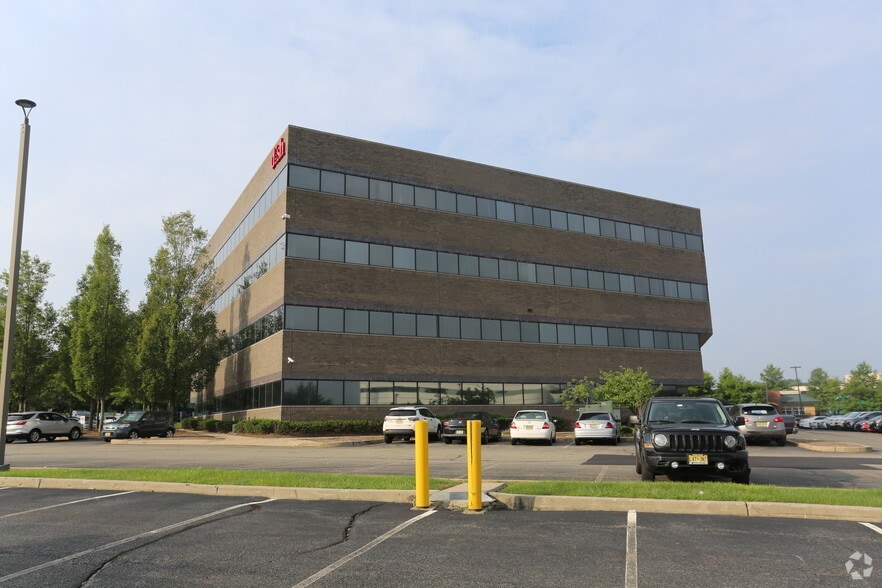 More Photos Of 3 Adp Blvd, Roseland Office Residential For Sale