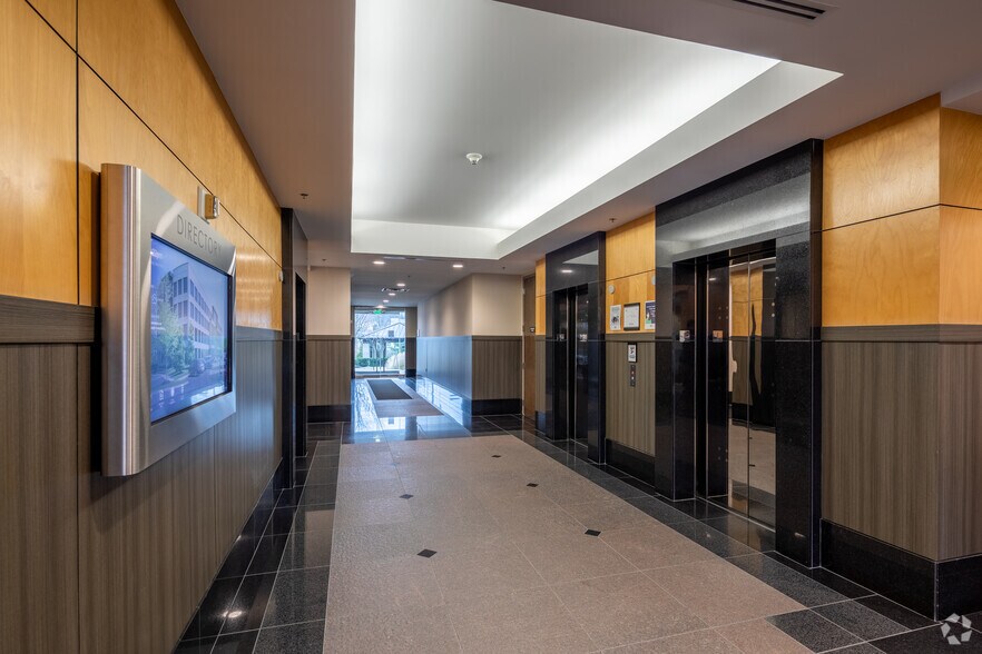 More Photos Of 9020 Overlook Blvd, Brentwood Office For Lease