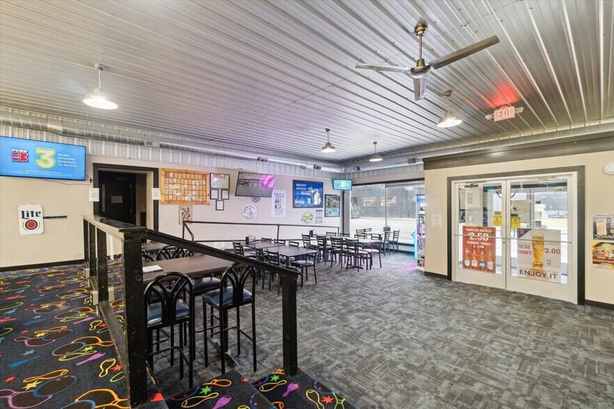More Photos Of 142 N Saginaw St, Chesaning Bowling Alley For Sale