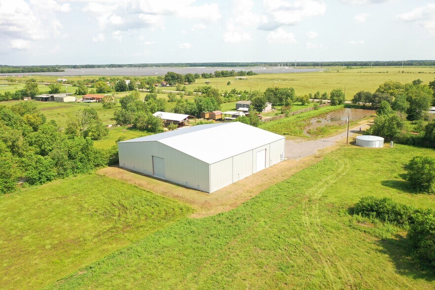 More Photos Of 5145 Old Atascocita Rd, Dayton Flex For Sale