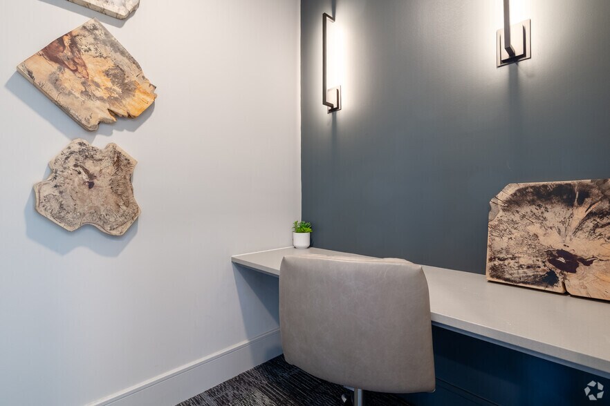 More Photos Of 146 Roberts St, Asheville Apartments For Lease