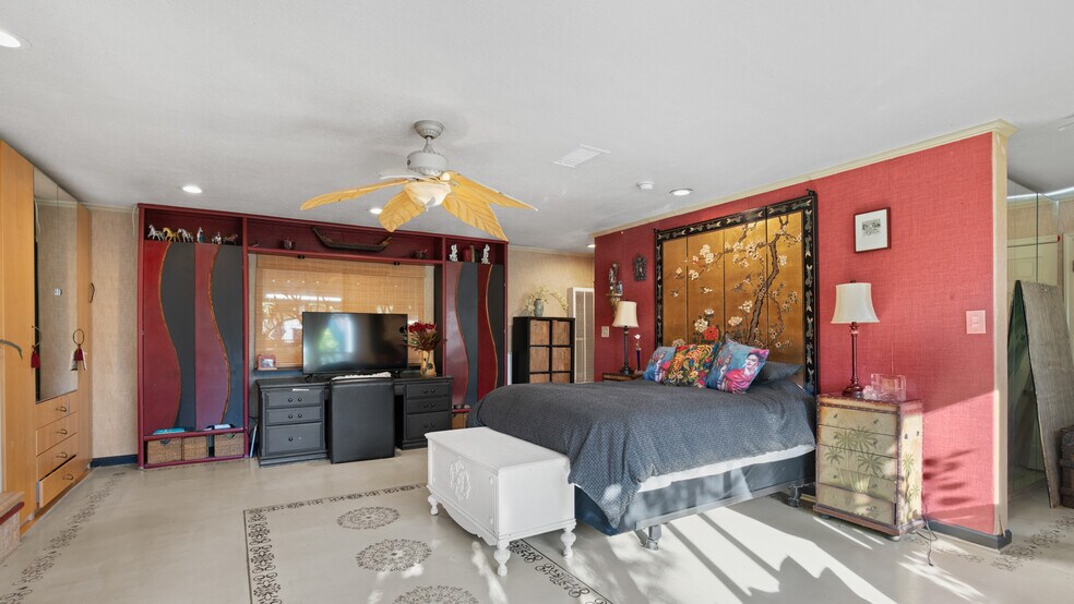 More Photos Of 1403 Rowena Way, Sacramento Specialty For Sale