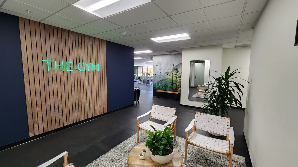 More Photos Of 4582 S Ulster St, Denver Office For Lease