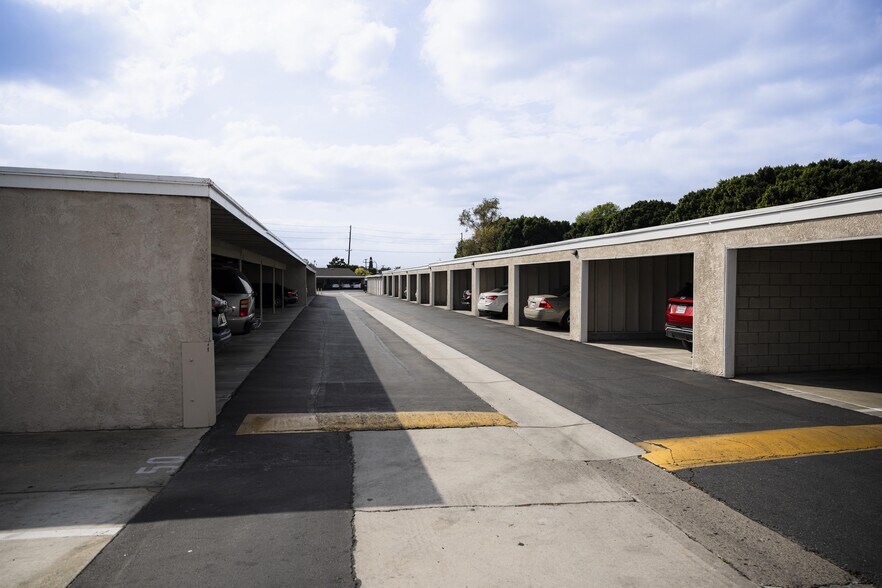 More Photos Of 319 W Lambert Rd, Brea Apartments For Sale