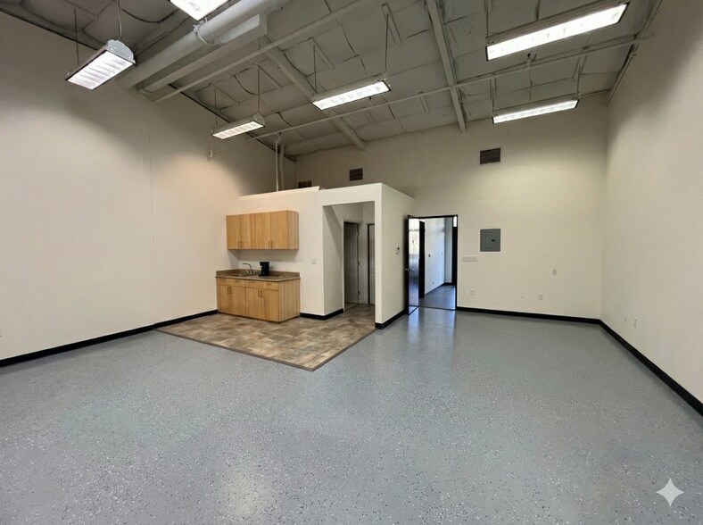 More Photos Of 46560 Fremont Blvd, Fremont Warehouse For Sale