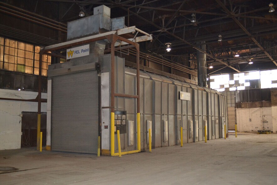 More Photos Of 2701 Converse Ave, East Saint Louis Manufacturing For Lease