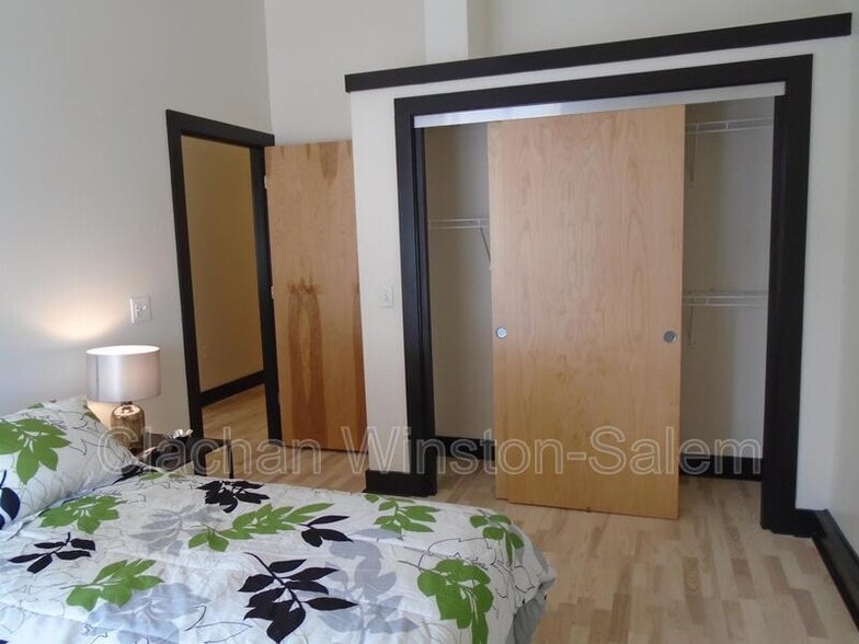 More Photos Of 50 W 4th St, Winston-Salem Apartments For Lease