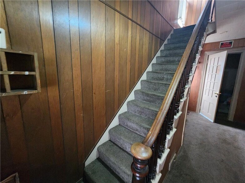 More Photos Of 43 Chapel St, Mount Morris Apartments For Sale