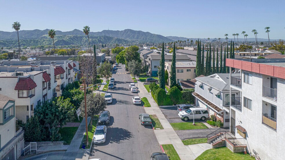 More Photos Of 1157 Justin Ave, Glendale Apartments For Sale