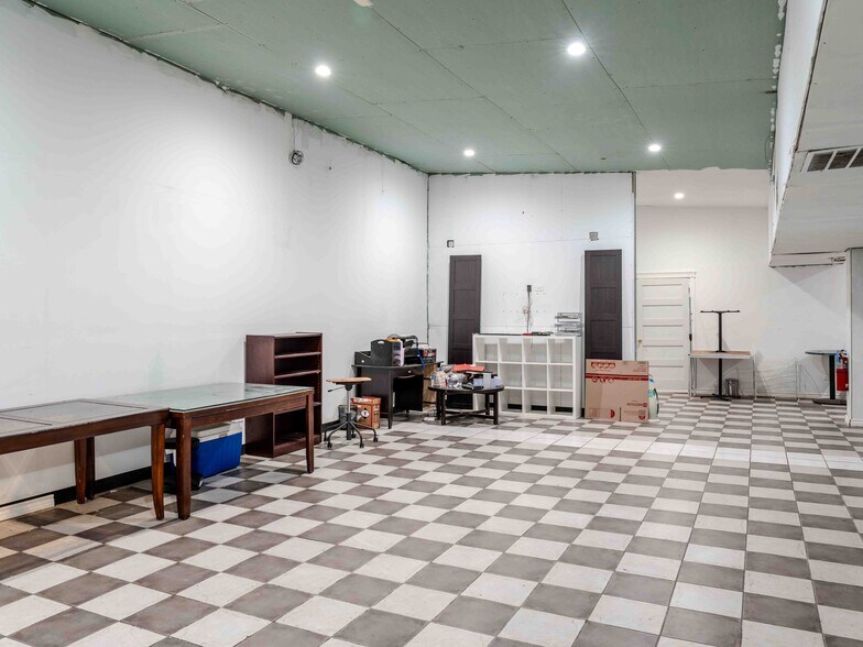 More Photos Of 210 E Galena Ave, Aurora General Retail For Sale