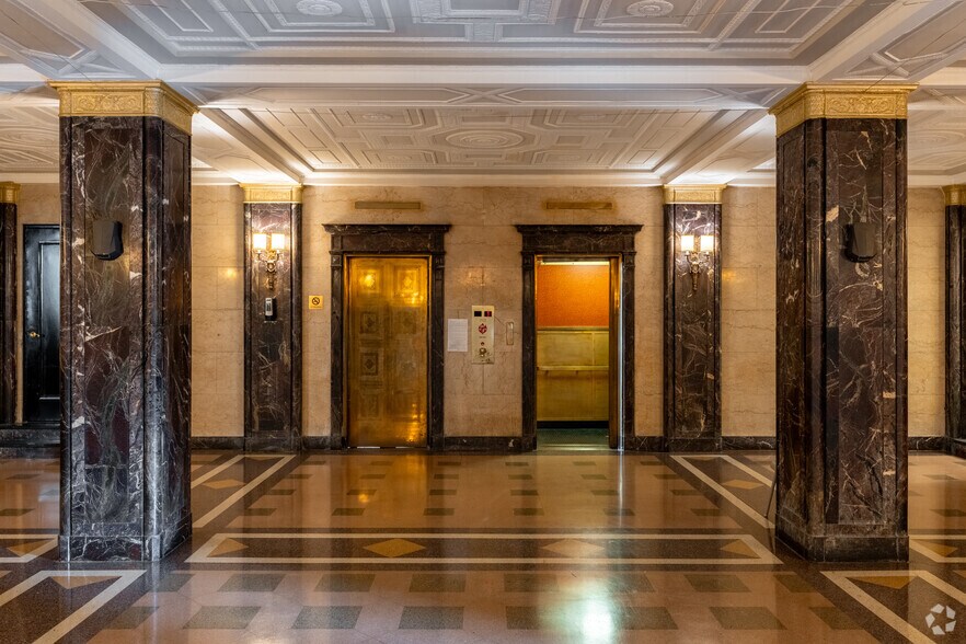 More Photos Of 135 Eastern Pkwy, Brooklyn Apartments For Lease