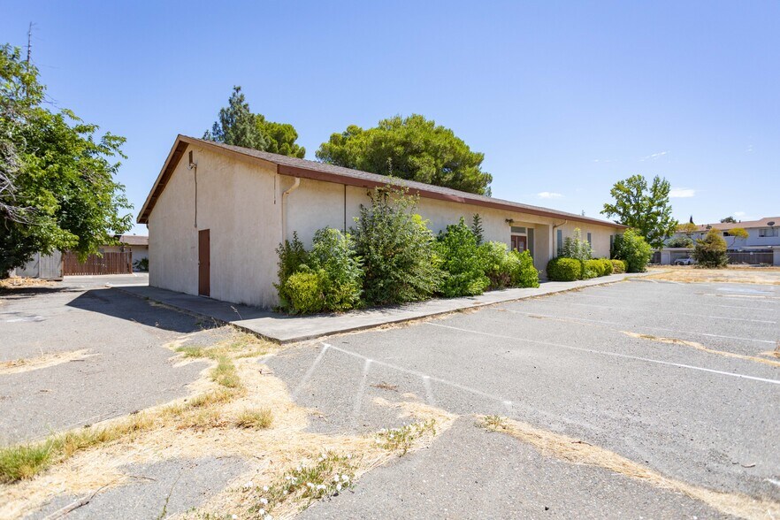 More Photos Of 7620 La Mancha Way, Sacramento Religious Facility For Sale