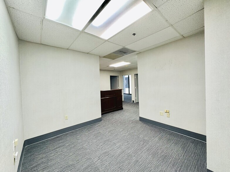 More Photos Of 1110 Brickell Ave, Miami Office Residential For Sale