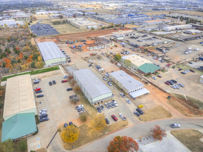 More Photos Of 209 NW 132nd St, Oklahoma City Industrial For Sale