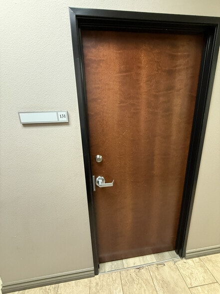 More Photos Of 6628 Sky Pointe Dr, Las Vegas Office For Lease