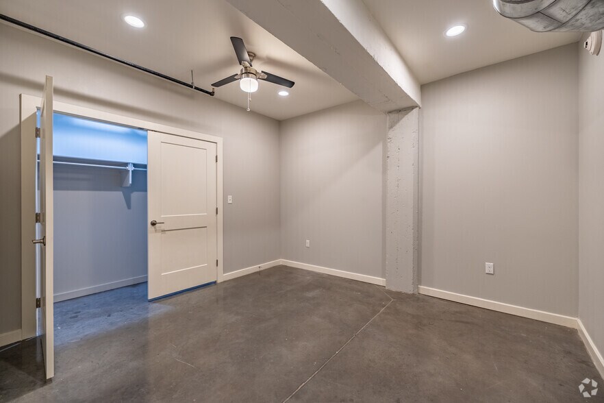 More Photos Of 310 E 1st St, Tulsa Apartments For Lease