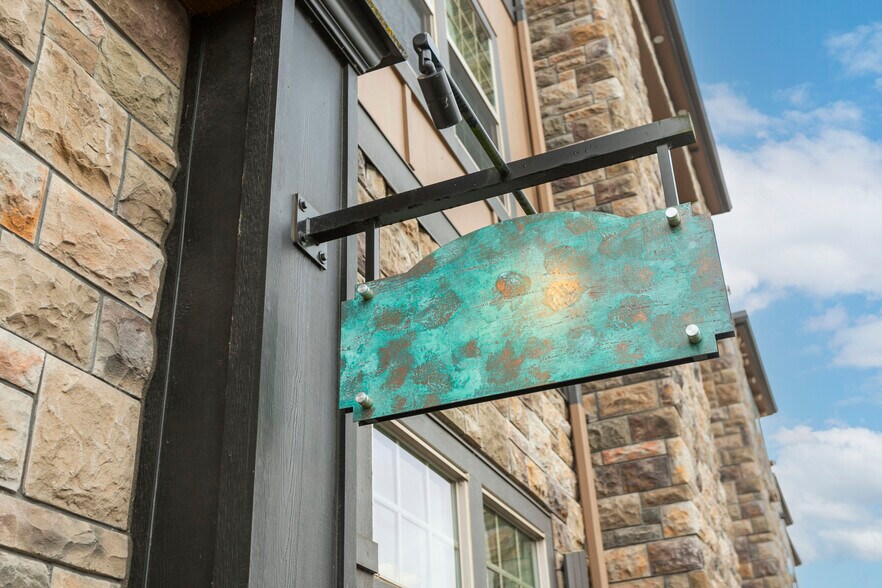 More Photos Of 20512 SW Roy Rogers Rd, Sherwood Apartments For Lease