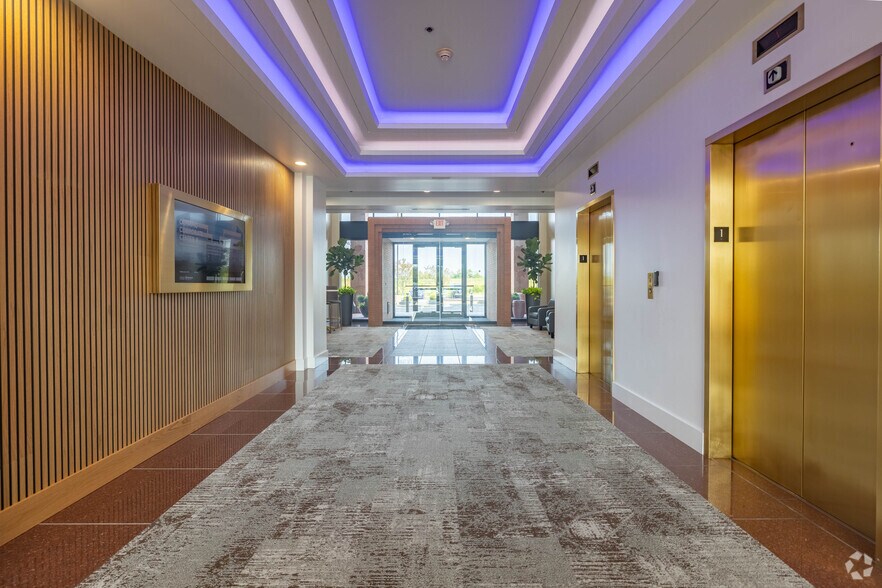 More Photos Of 3900 Olympic Blvd, Erlanger Office For Lease