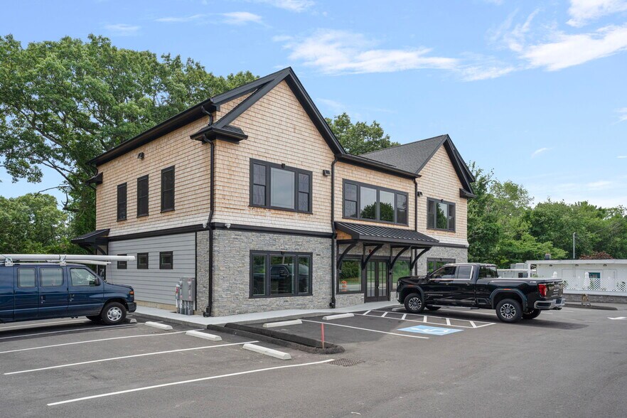 More Photos Of 2900 County Trl, East Greenwich Storefront Retail Office For Lease