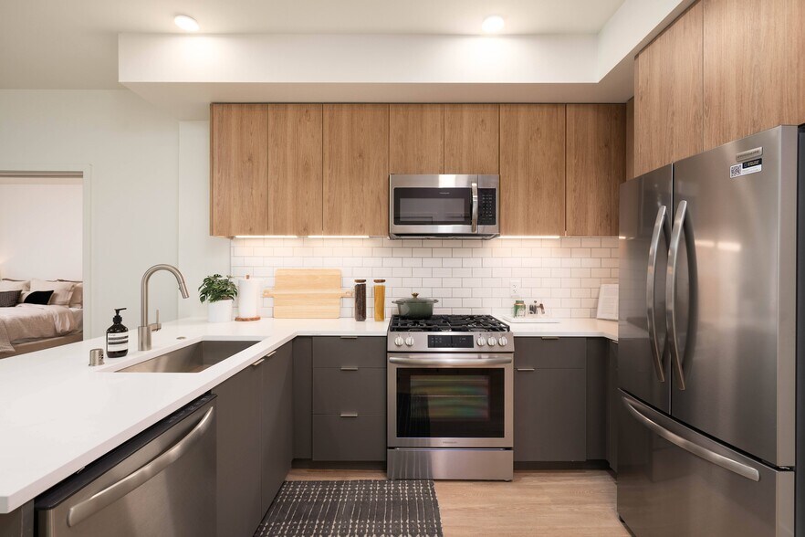 More Photos Of 1 Adrian Ct, Burlingame Apartments For Lease