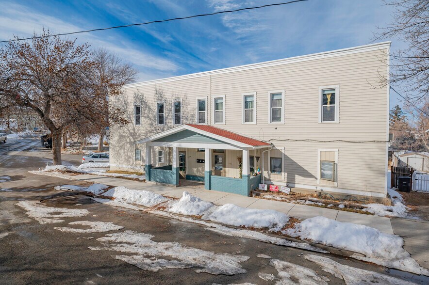 Primary Photo Of 504 Breckenridge St, Helena Apartments For Sale