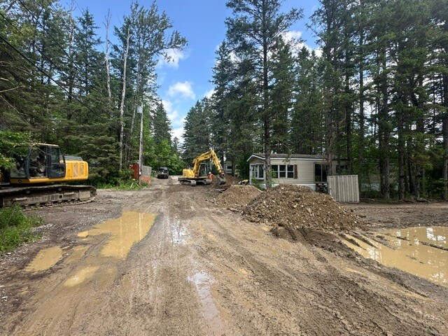 More Photos Of 3 1st St, Houlton Manufactured Housing Mobile Home Park For Sale