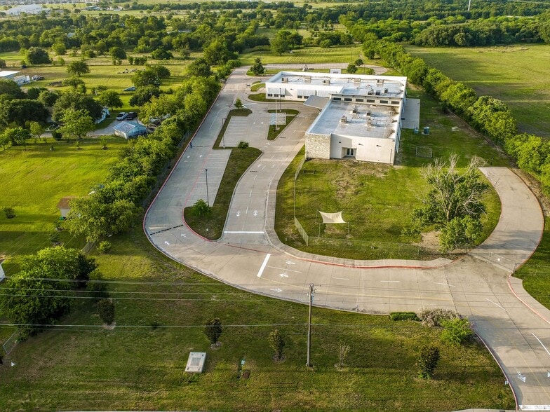 More Photos Of 700 Stadium Dr, Georgetown Schools For Sale