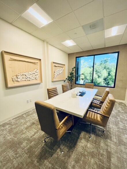 More Photos Of 31248 Oak Crest Dr, Westlake Village Office For Lease