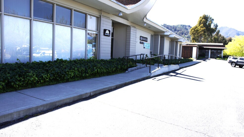 More Photos Of 645 Tamalpais Dr, Corte Madera Office For Lease