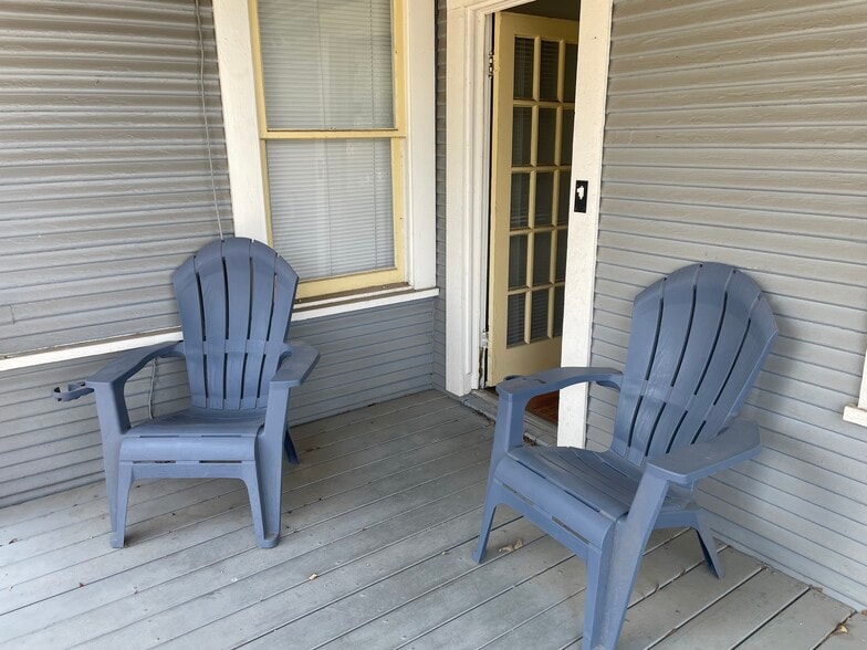 More Photos Of 105 Willim St, San Antonio Medical For Lease