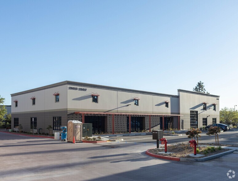 More Photos Of 29613-29635 Agoura Rd, Agoura Hills Industrial For Sale