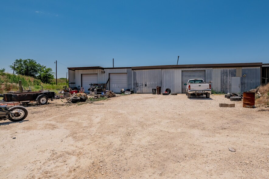 More Photos Of 605 S State Highway 95, Taylor Land For Sale