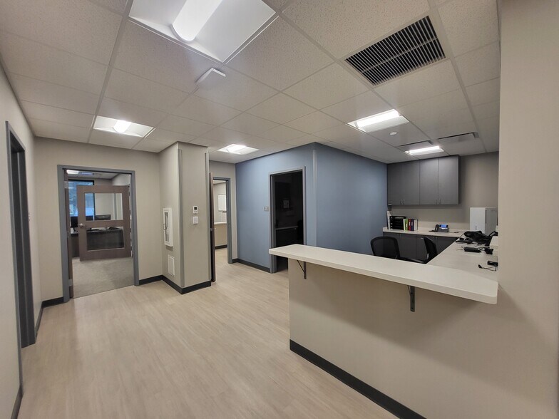 More Photos Of 11755 W 112th St, Overland Park Medical For Sale