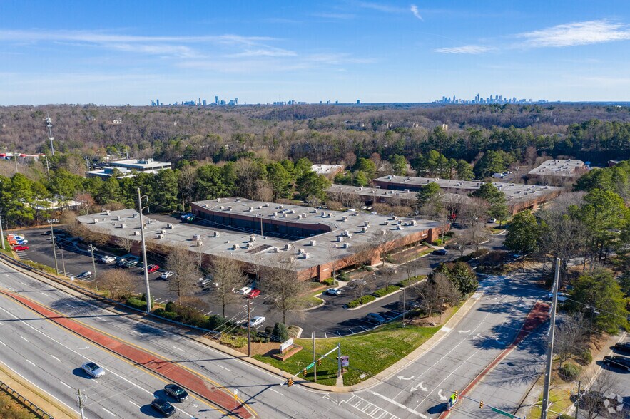 More Photos Of 2030 Powers Ferry Rd SE, Atlanta Business Park For Lease
