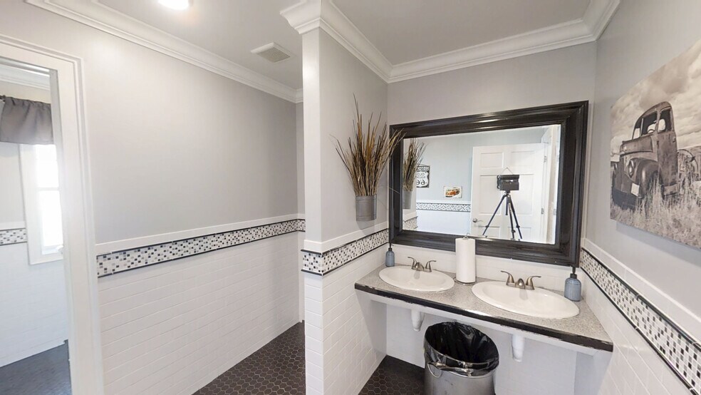 More Photos Of 193 County Highway 49, Morris Specialty For Sale