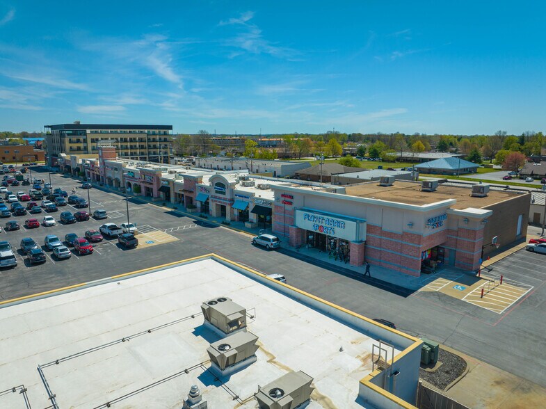 More Photos Of 1300-1354 E Battlefield St, Springfield General Retail For Lease