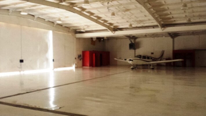 More Photos Of 5052 Central Pky, Conroe Airplane Hangar For Sale