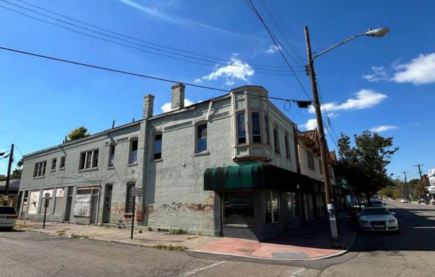 Primary Photo Of 701-711 W Wyoming Ave, Lockland Apartments For Sale