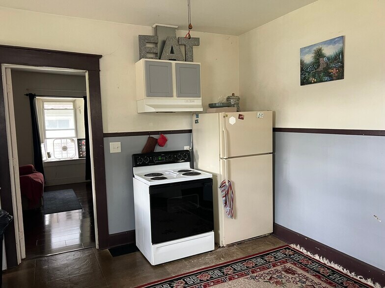 More Photos Of 713 Reed St, Columbus Apartments For Sale