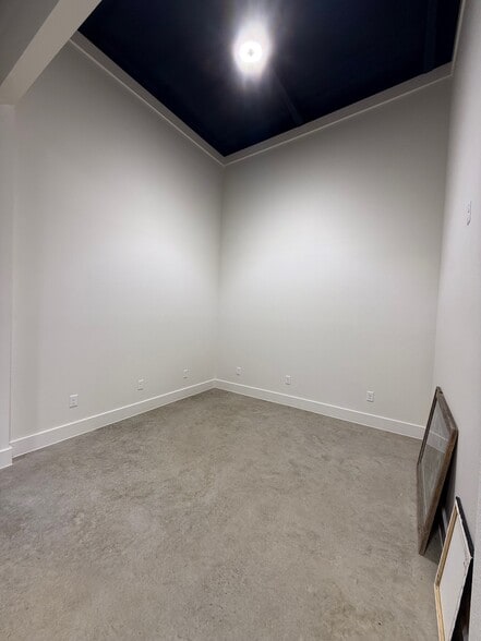 More Photos Of 3825 Quanah Hill Rd, Weatherford Light Distribution For Lease