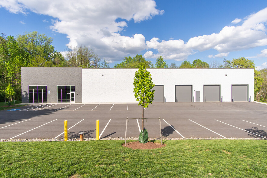 Primary Photo Of 3954 Dartmouth Ct, Frederick Warehouse For Lease