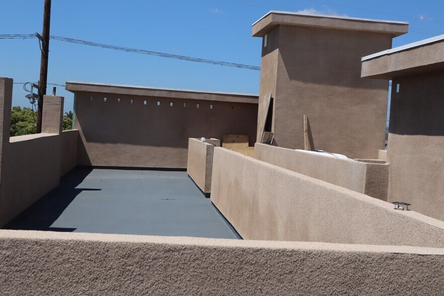 More Photos Of 6406 S Hoover St, Los Angeles Apartments For Sale