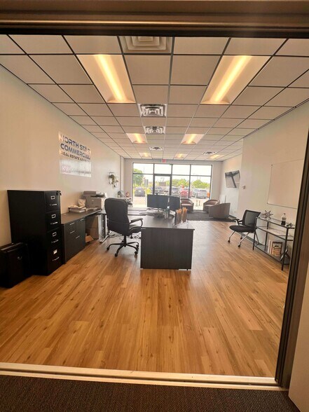 More Photos Of 14247 O'Connell Ct, Savage General Retail For Lease