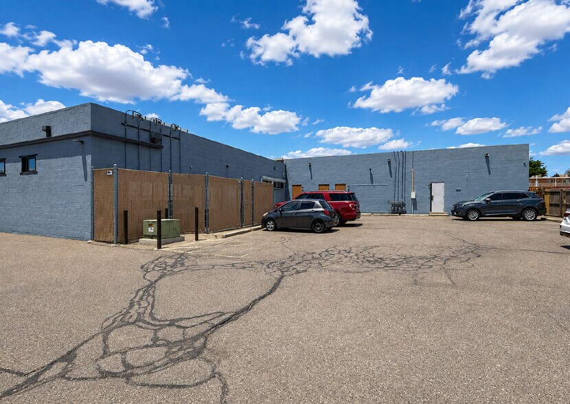 More Photos Of 3510-3530 Wyoming Blvd NE, Albuquerque Office For Sale