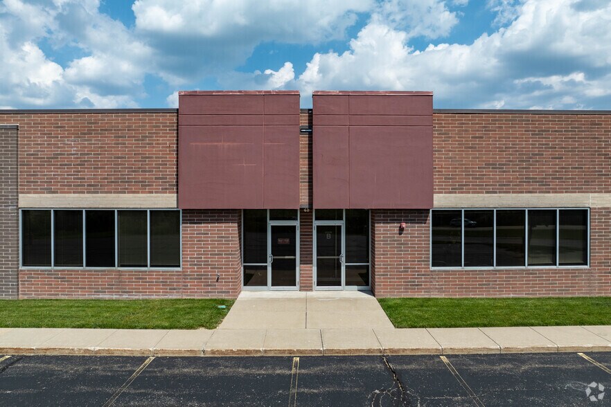 More Photos Of 525 Frost Rd, Streetsboro Flex For Sale