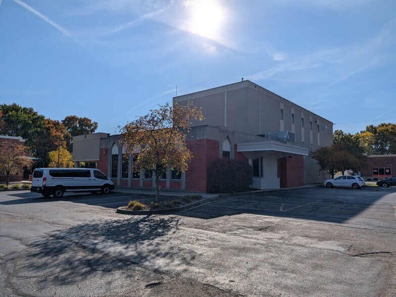 More Photos Of 1871 Bailey Rd, Cuyahoga Falls Medical For Lease