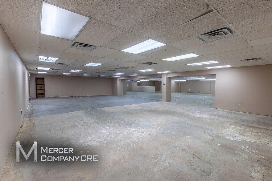 More Photos Of 440-460 N Rockwell Ave, Oklahoma City Unknown For Lease