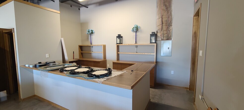 More Photos Of 5520 Military Pky, Dallas Industrial For Sale