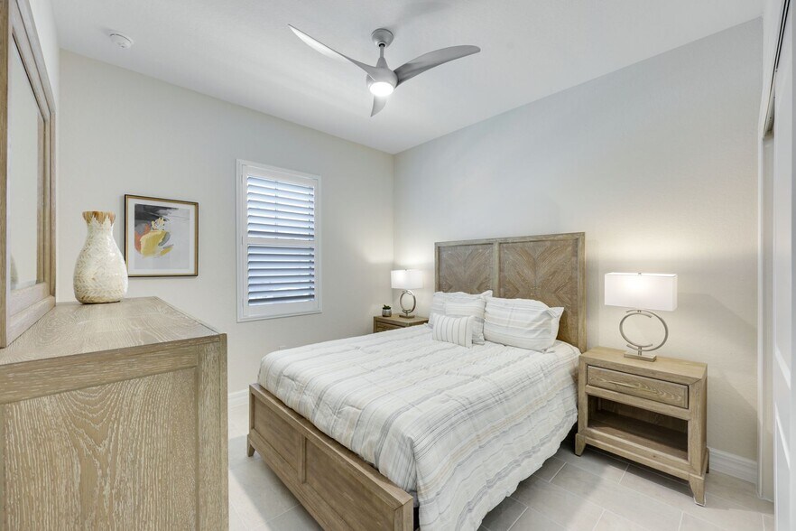More Photos Of 273 Indies Dr E, Naples Apartments For Sale