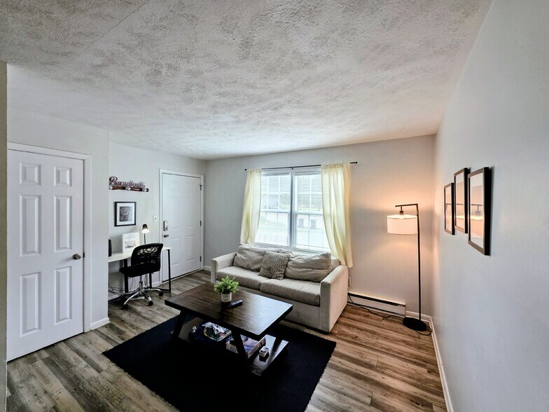 More Photos Of 812-830 Pilot Ave, Fayetteville Multifamily For Sale